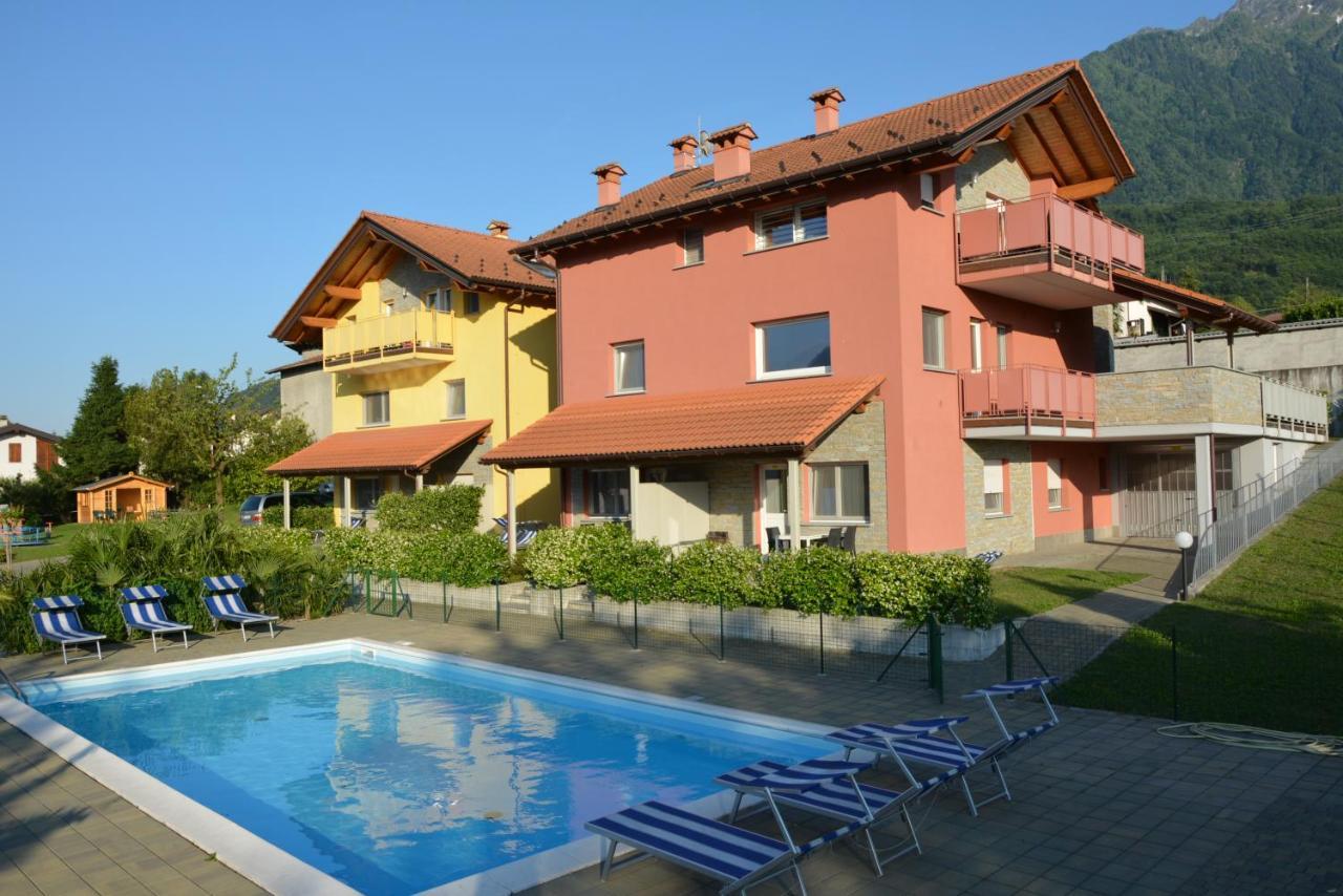 Residence Girasole Casa Rossa B Colico Exteriör bild